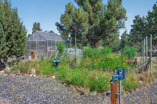 64561 Joe Neil Rd, Bend, OR 97701 - Photo 38