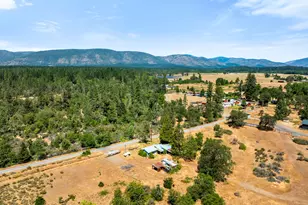 699 Pine Cone Dr, Cave Junction, OR 97523 - Photo 8