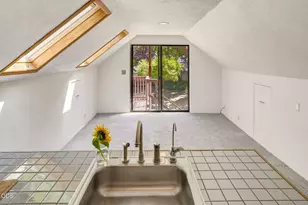 1040 E Main St, Ashland, OR 97520 - Photo 38