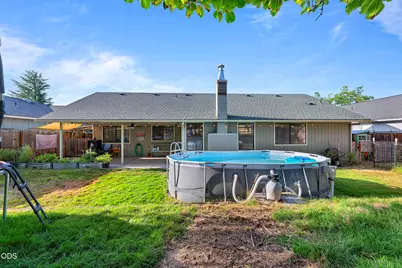 2310 Ridge Way, Medford, OR 97504 - Photo 22