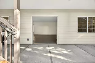4600 & 4604 Cloudcrest Dr, Medford, OR 97504 - Photo 42