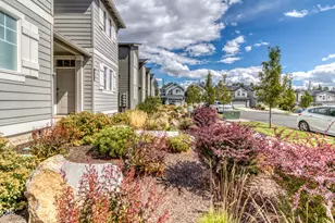 61618 SE Depot Loop, Bend, OR 97702 - Photo 4