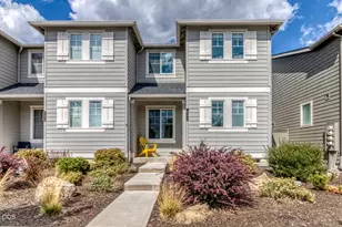 61618 SE Depot Loop, Bend, OR 97702 - Photo 2
