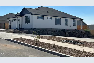 3844 SW Antelope Way #Lot 46, Redmond, OR 97756 - Photo 2