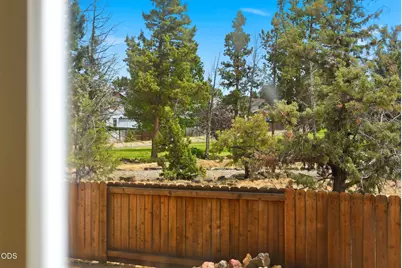 592 NE Redwood Avenue, Redmond, OR 97756 - Photo 18
