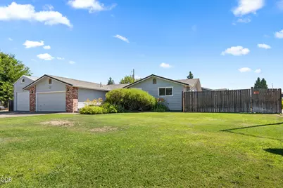 7680 Gladstone Avenue, White City, OR 97503 - Photo 4