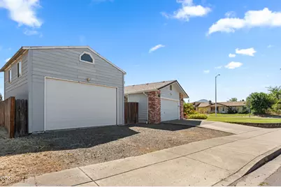 7680 Gladstone Avenue, White City, OR 97503 - Photo 30