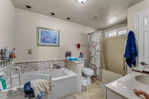 5545 Sylvia Ave, Klamath Falls, OR 97603 - Photo 34