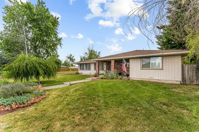 5545 Sylvia Avenue, Klamath Falls, OR 97603 - Photo 4