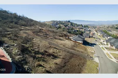 4662 Hathaway Drive, Medford, OR 97504 - Photo 10