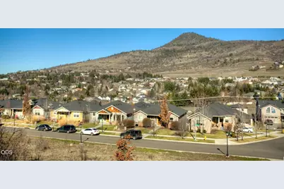 4646 & 4662 Hathaway, Medford, OR 97504 - Photo 12