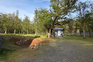205 Witness Wy, Rogue River, OR 97537 - Photo 40