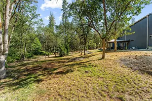 205 Witness Wy, Rogue River, OR 97537 - Photo 32