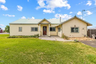 1140 Morningside Lane, Klamath Falls, OR 97603 - Photo 1