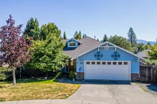 209 N W Stone Fly Ct, Grants Pass, OR 97526 - Photo 36