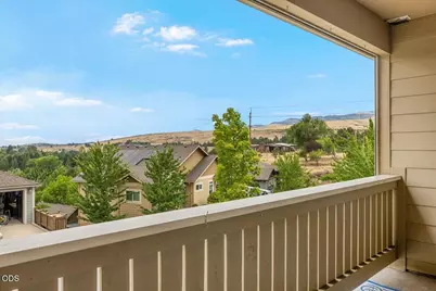 965 Camelot Drive, Ashland, OR 97520 - Photo 12