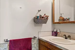 1766 Howell Ave, Medford, OR 97501 - Photo 12