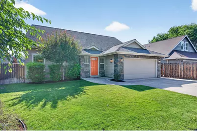 3190 NE Delmas Street, Bend, OR 97701 - Photo 2