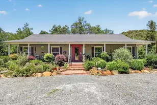 1943 Wards Creek Rd, Rogue River, OR 97537 - Photo 1