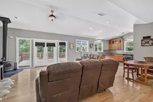 1943 Wards Creek Rd, Rogue River, OR 97537 - Photo 6