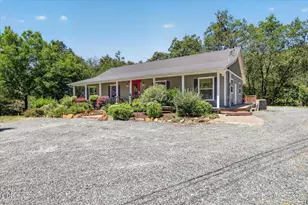 1943 Wards Creek Rd, Rogue River, OR 97537 - Photo 44