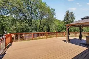 1943 Wards Creek Rd, Rogue River, OR 97537 - Photo 26