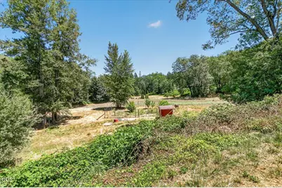 1943 Wards Creek Road, Rogue River, OR 97537 - Photo 28
