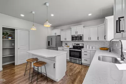 20345 SE Elaine Lane, Bend, OR 97702 - Photo 12