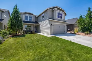 20345 SE Elaine Ln, Bend, OR 97702 - Photo 2