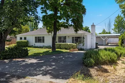 1650 Grand Avenue, Medford, OR 97504 - Photo 1