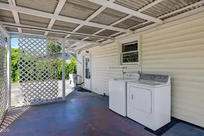 1650 Grand Avenue, Medford, OR 97504 - Photo 18