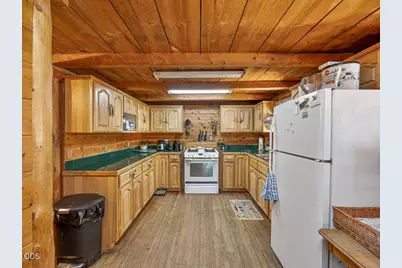 9046 Warbler Drive, Bonanza, OR 97623 - Photo 12