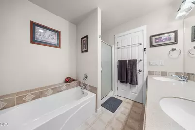 2142 NW Nickernut Avenue, Redmond, OR 97756 - Photo 24