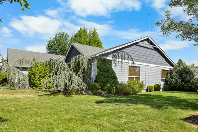 2142 NW Nickernut Avenue, Redmond, OR 97756 - Photo 44