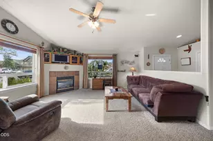 2142 NW Nickernut Ave, Redmond, OR 97756 - Photo 6
