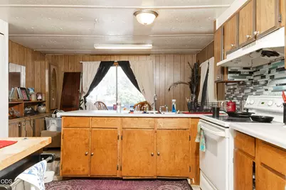 800 Homewood Road, Grants Pass, OR 97527 - Photo 6