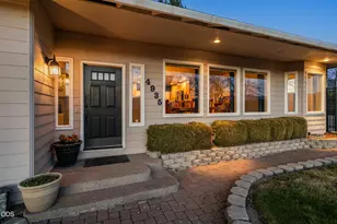 4935 Cherry Ln, Medford, OR 97504 - Photo 8