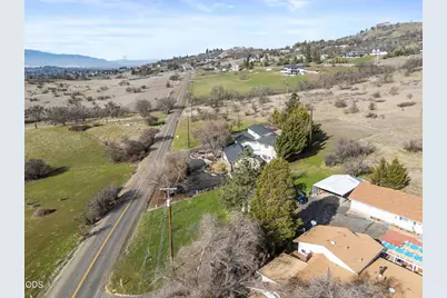 4935 Cherry Lane, Medford, OR 97504 - Photo 84