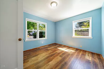 736 NW 3rd Street, Grants Pass, OR 97526 - Photo 12
