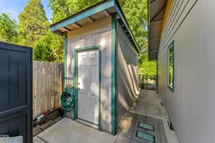 139 Belindy Cir, Grants Pass, OR 97527 - Photo 30