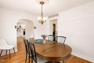 289 E Park Street, Grants Pass, OR 97527 - Photo 8