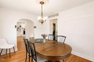 289 E Park St, Grants Pass, OR 97527 - Photo 8