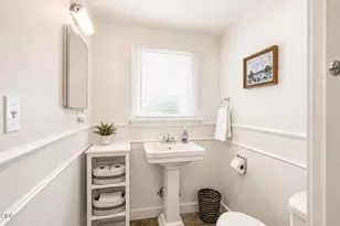 289 E Park St, Grants Pass, OR 97527 - Photo 10