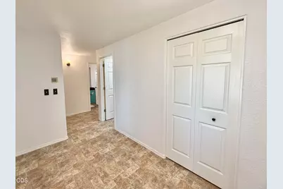 14413 Highway 66, Klamath Falls, OR 97601 - Photo 8