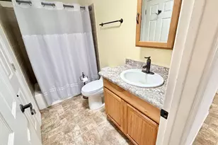 14413 Hwy 66, Klamath Falls, OR 97601 - Photo 18