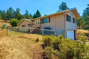 14413 Hwy 66, Klamath Falls, OR 97601 - Photo 2