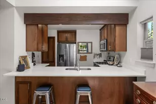 39 N Mountain Ave, Ashland, OR 97520 - Photo 10
