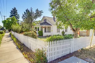 700 N 5th, Jacksonville, OR 97530 - Photo 1