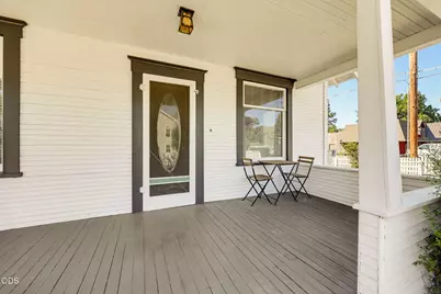 700 N 5th, Jacksonville, OR 97530 - Photo 30