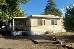 939 S Valley View Rd, Ashland, OR 97520 - Photo 1